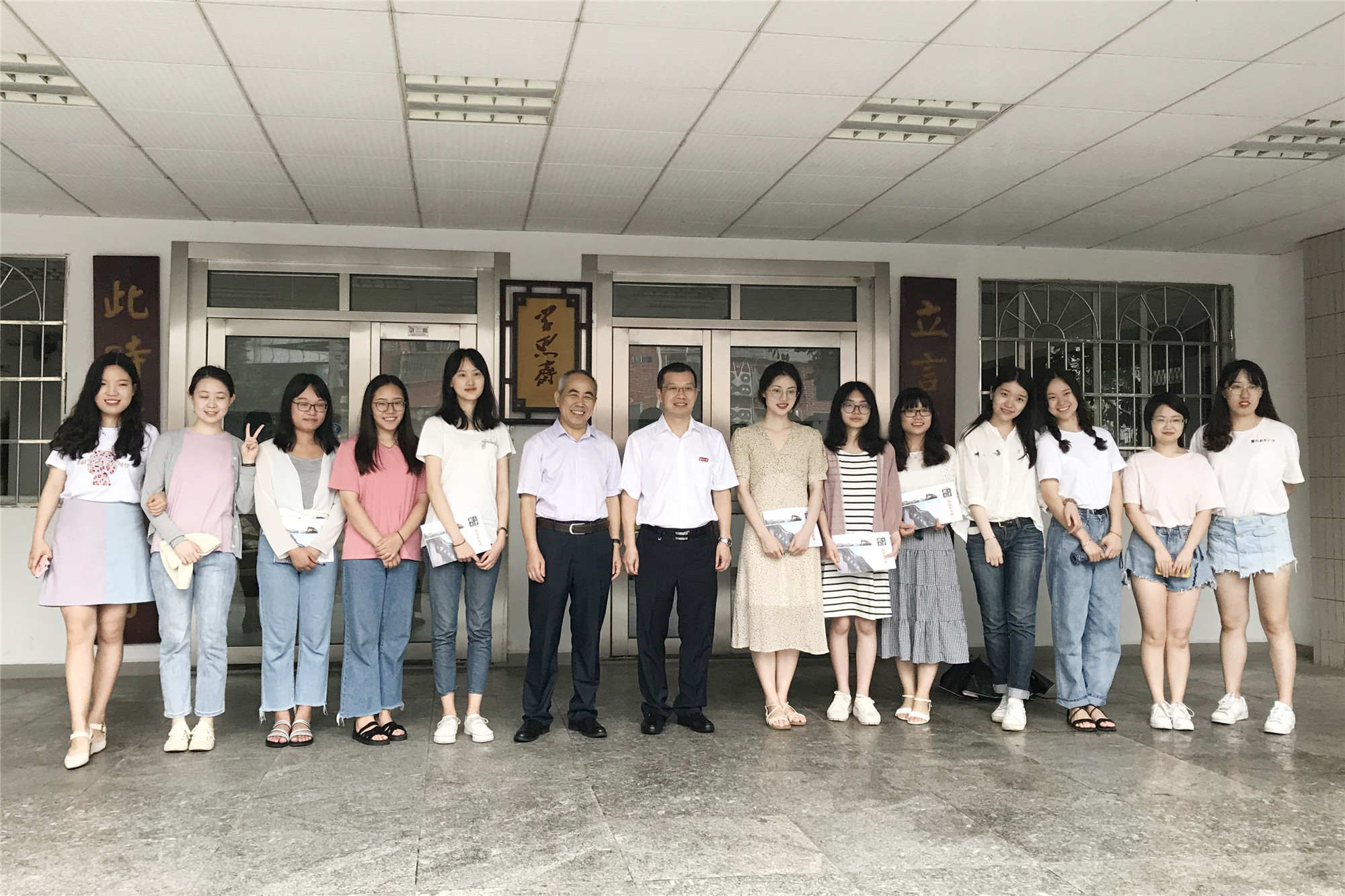 10 汪卫斌微信图片_20190616175832副本.jpg