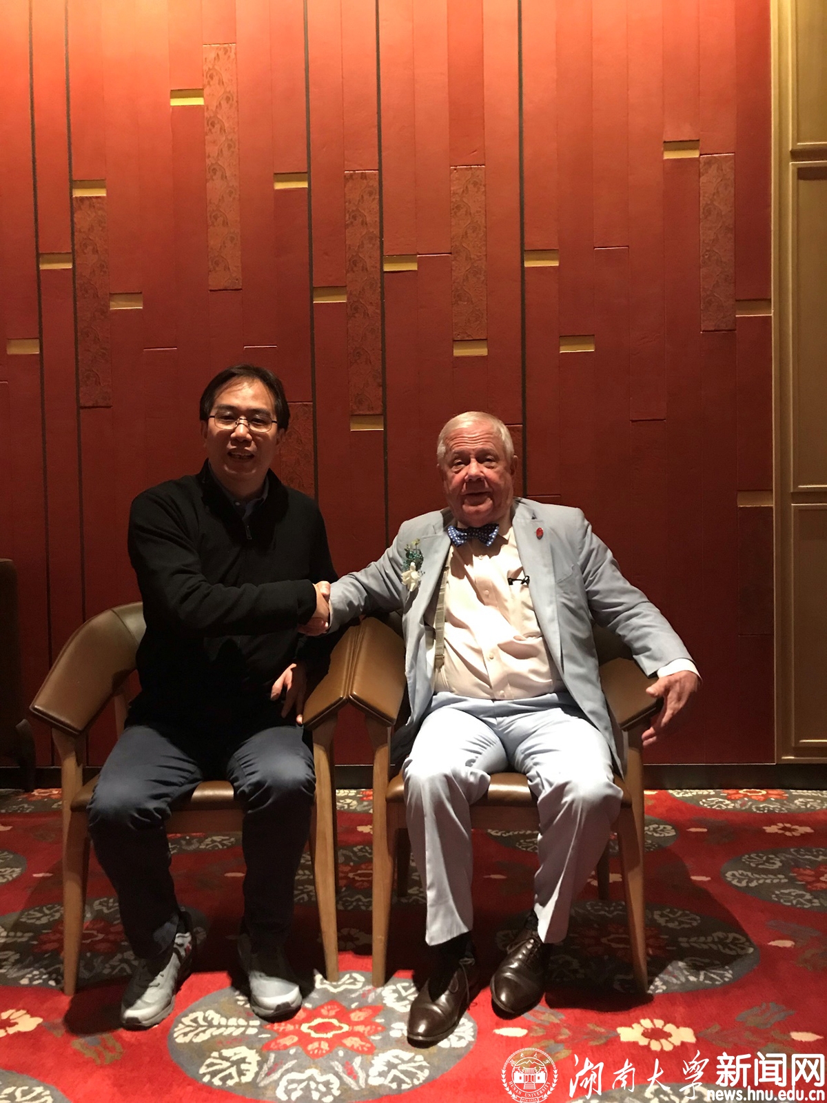 工管院：马超群院长对话金融大师吉姆罗杰斯(图文)-湖南大学党委宣传部（新闻办公室)新闻网