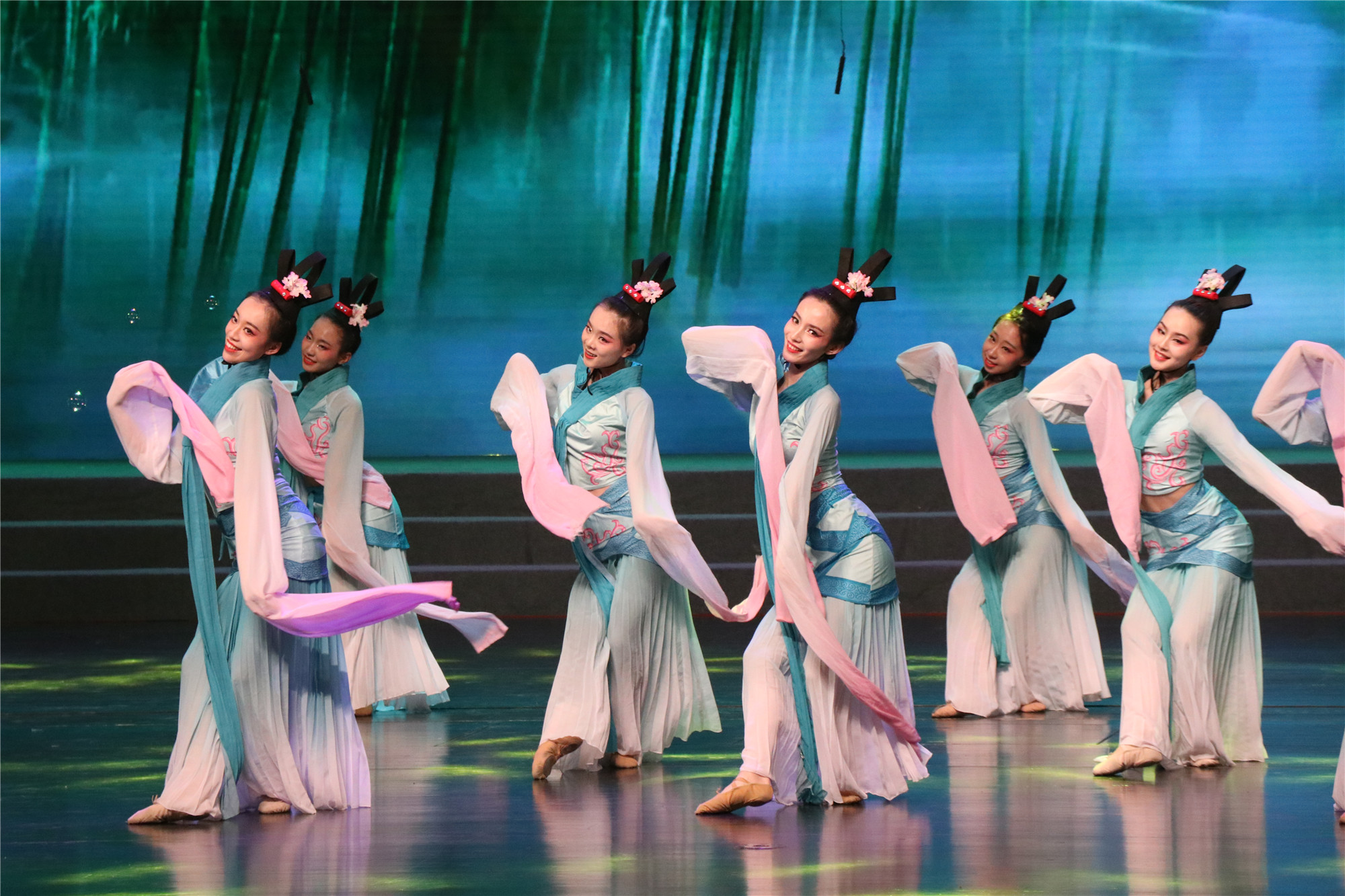 11 “雅韵长沙· 湖南九章”湖南大学党委宣传部（新闻办公室)经典诵读晚会.jpg